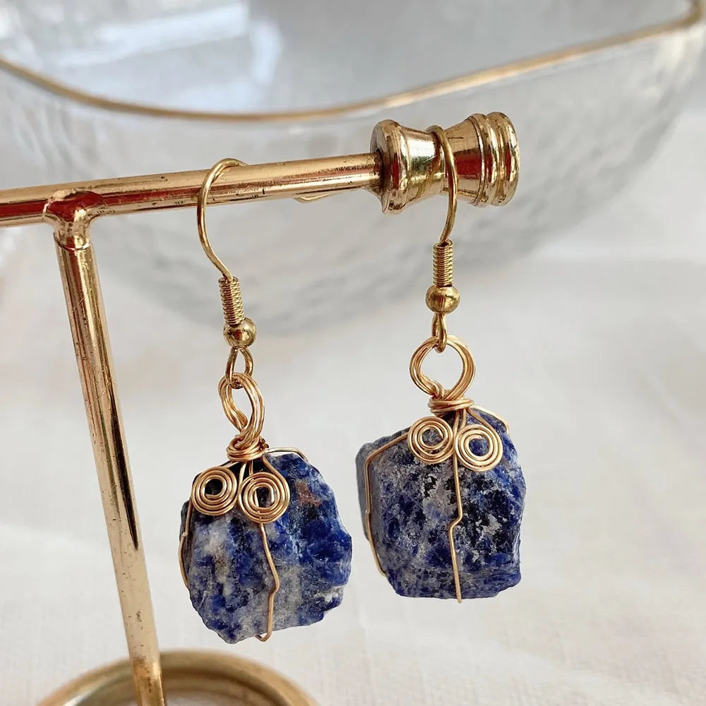 Natural Crystal Earrings for Women Raw Stone Green Quartz Pendulum Rubies Zoisite Lapis Sunstone Purple Crystal Drop Earring