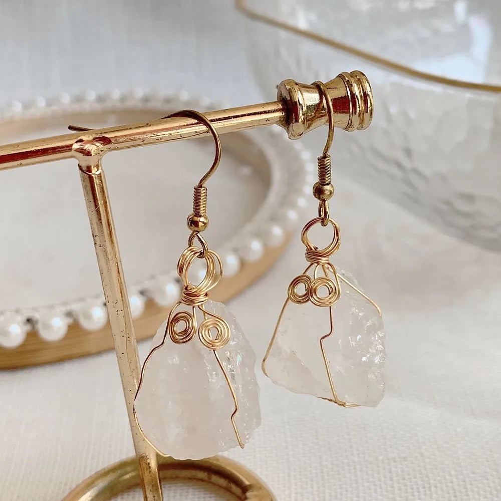 Natural Crystal Earrings for Women Raw Stone Green Quartz Pendulum Rubies Zoisite Lapis Sunstone Purple Crystal Drop Earring
