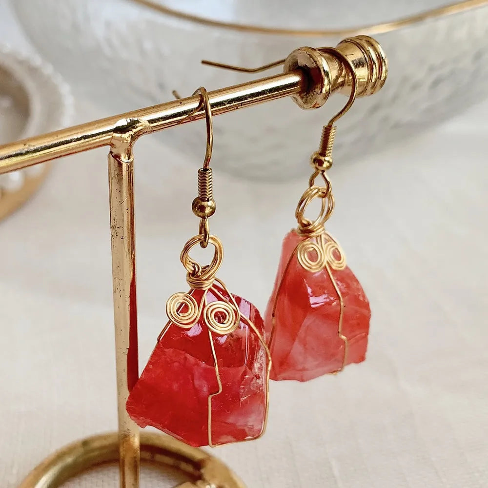 Natural Crystal Earrings for Women Raw Stone Green Quartz Pendulum Rubies Zoisite Lapis Sunstone Purple Crystal Drop Earring