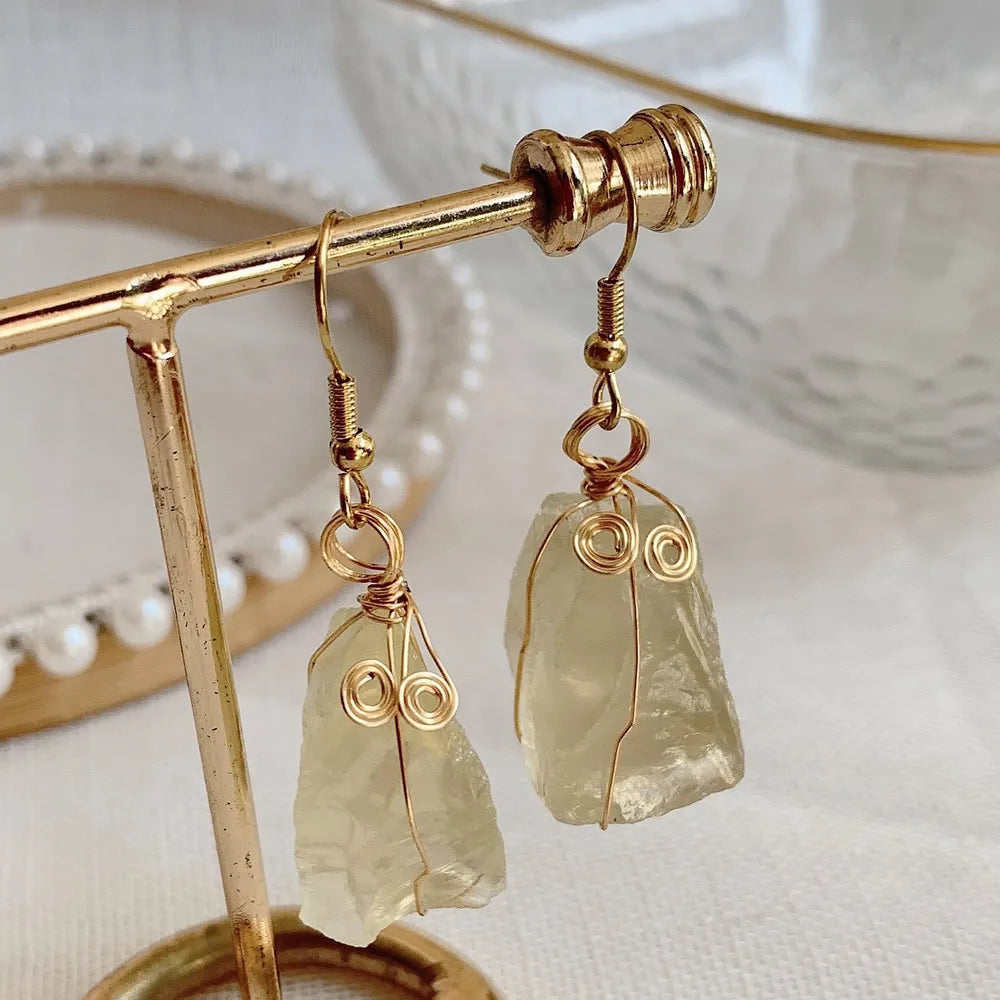 Natural Crystal Earrings for Women Raw Stone Green Quartz Pendulum Rubies Zoisite Lapis Sunstone Purple Crystal Drop Earring