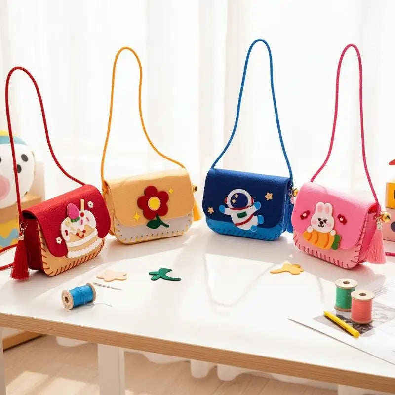 Felt Bag Crafting Kit for Kids DIY Art Sewing Toy Crossbody Bag Kindergarten Creativity Handwork Set