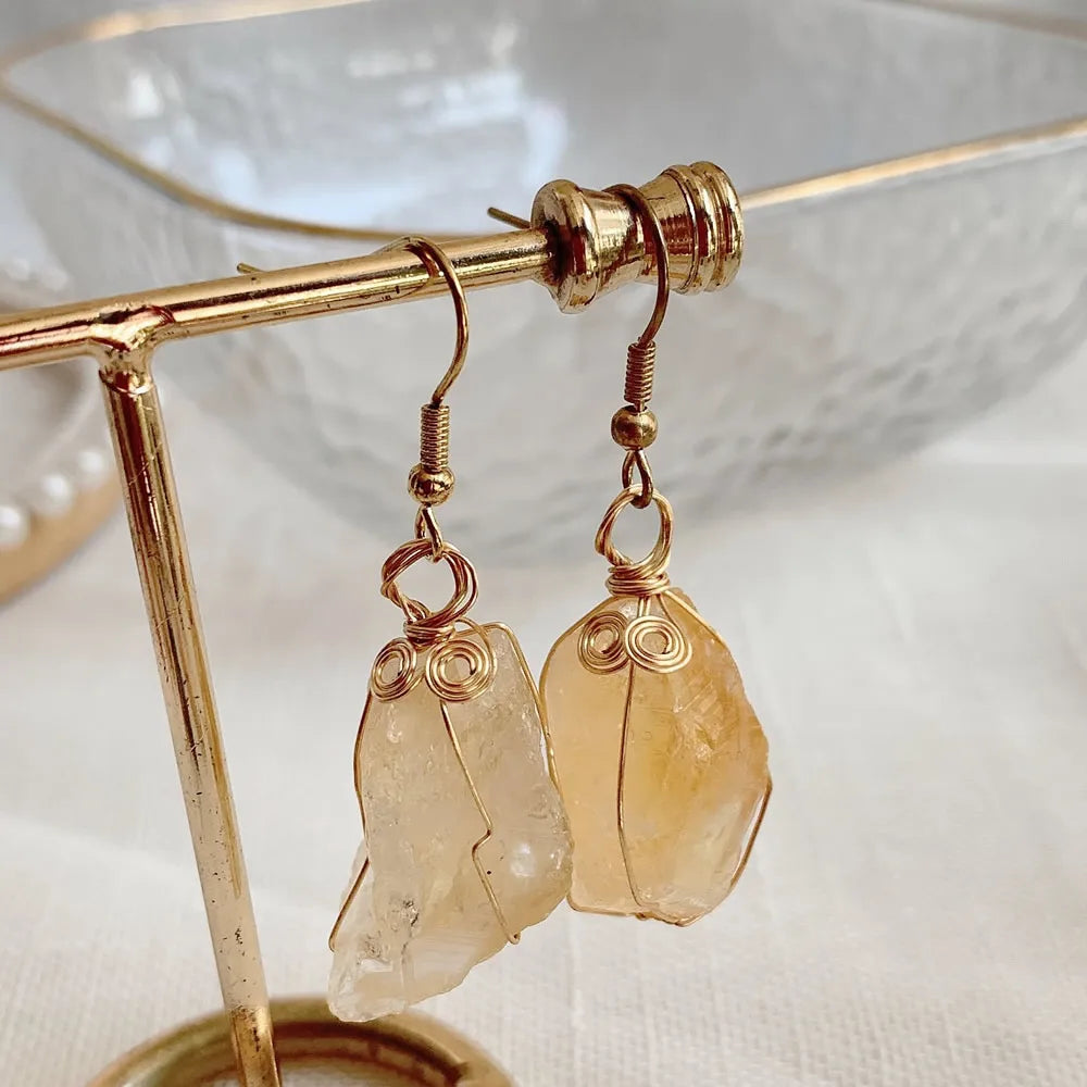 Natural Crystal Earrings for Women Raw Stone Green Quartz Pendulum Rubies Zoisite Lapis Sunstone Purple Crystal Drop Earring